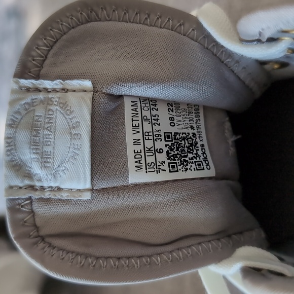 Adidas Nizza Trek shoes - Picture 14 of 15